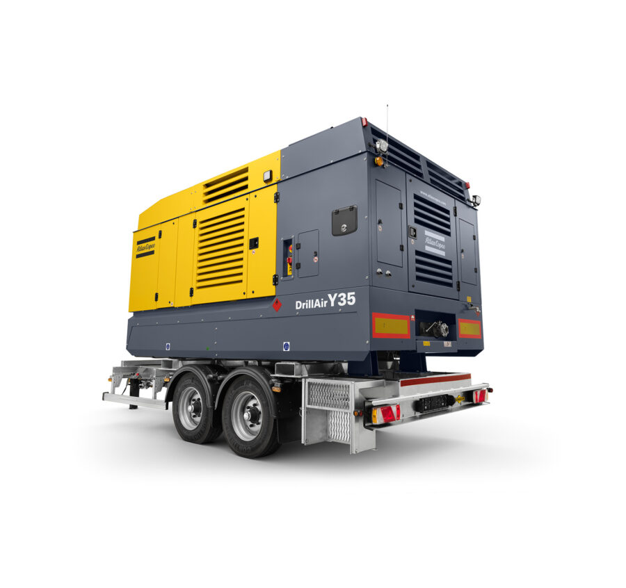 Y35